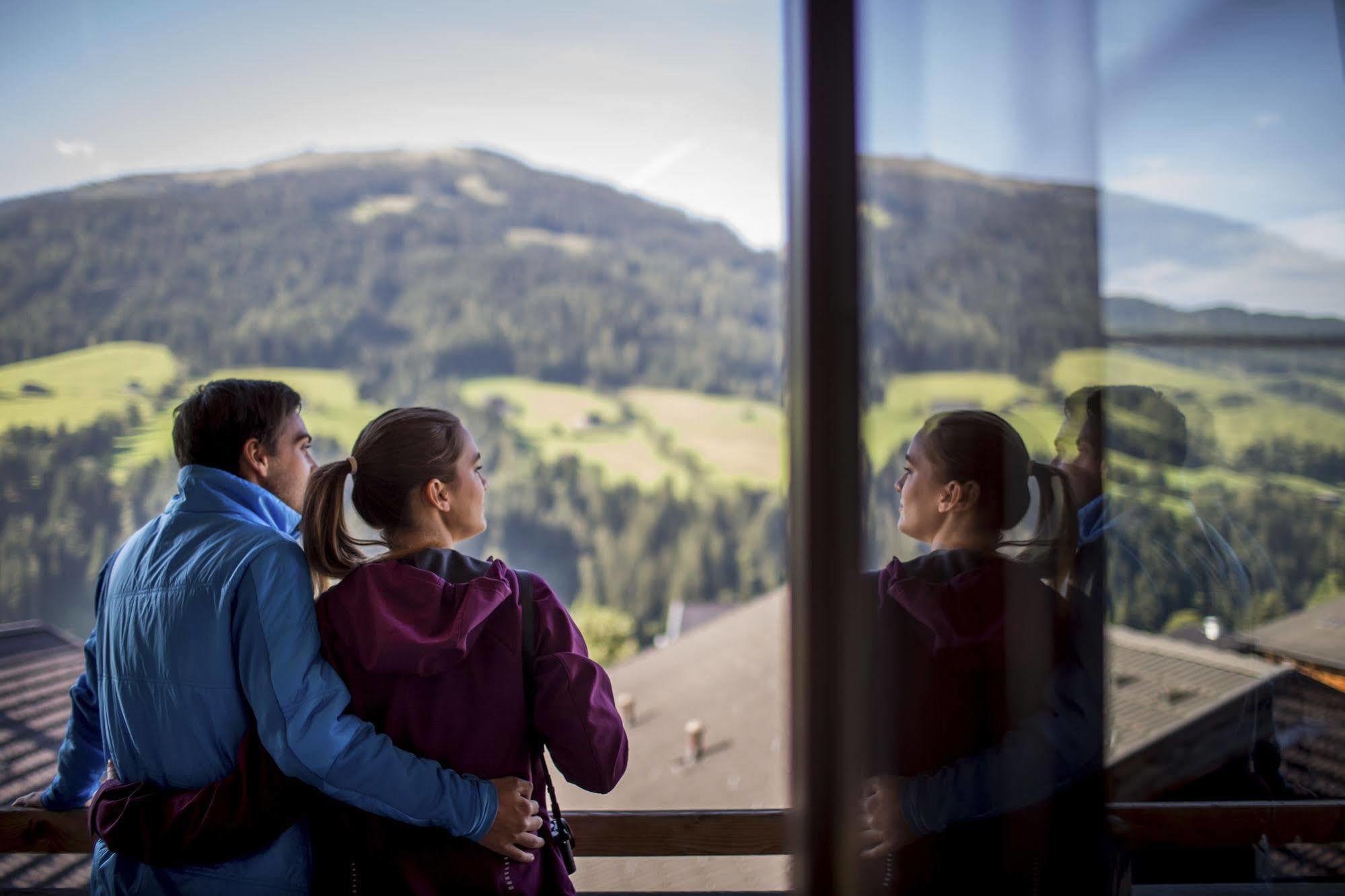 Das Gaestehaus Schneider Am Dorfplatz Alpbach Eksteriør billede