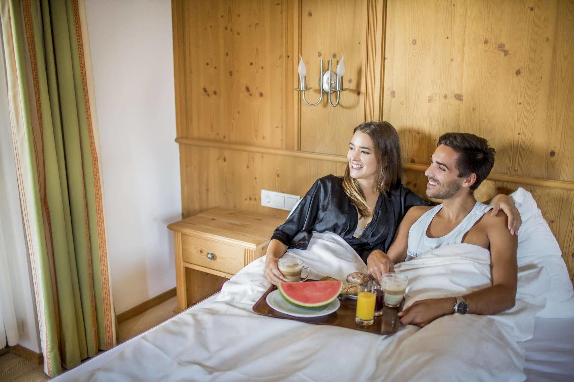 Das Gaestehaus Schneider Am Dorfplatz Alpbach Eksteriør billede