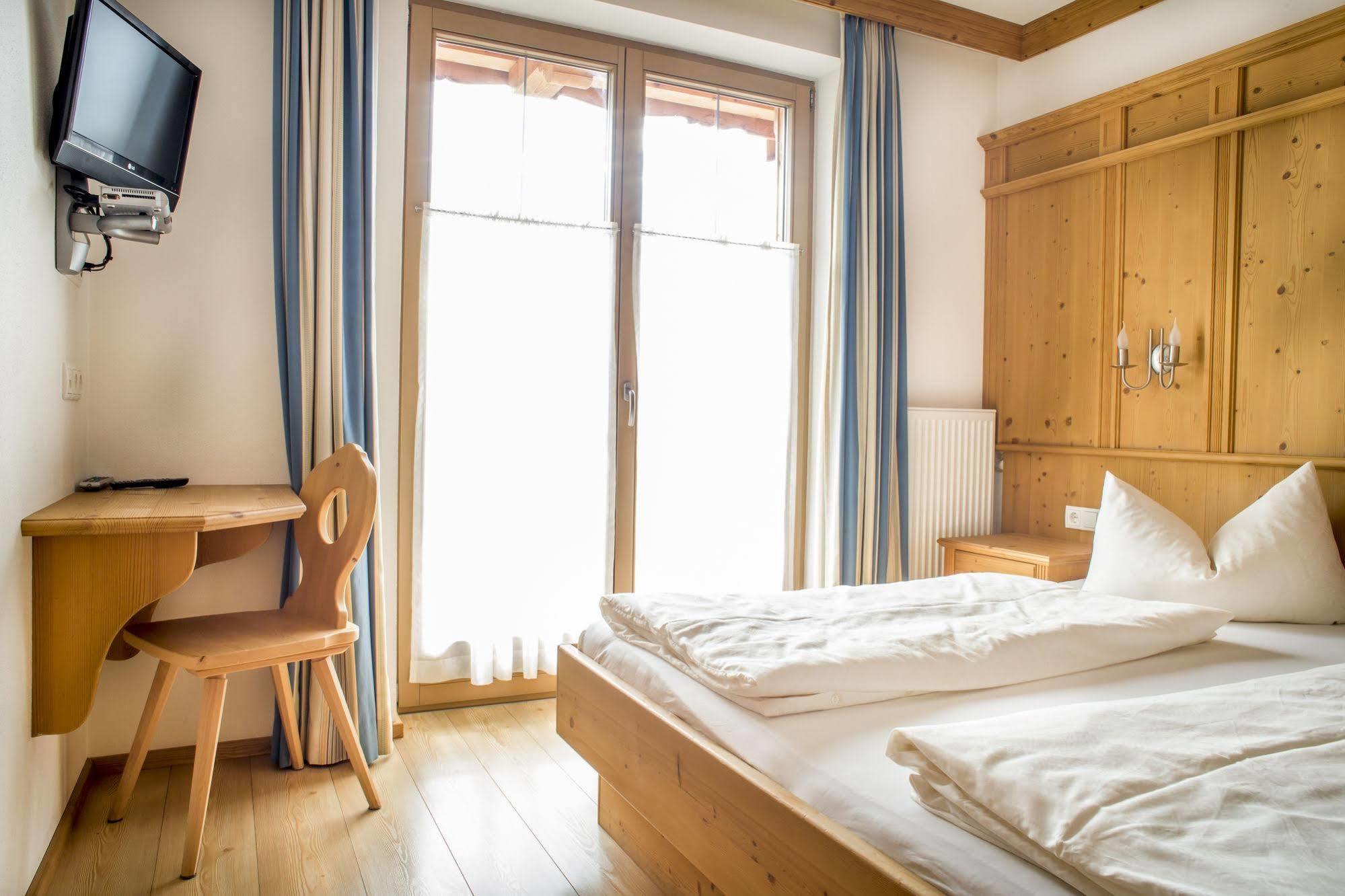 Das Gaestehaus Schneider Am Dorfplatz Alpbach Eksteriør billede