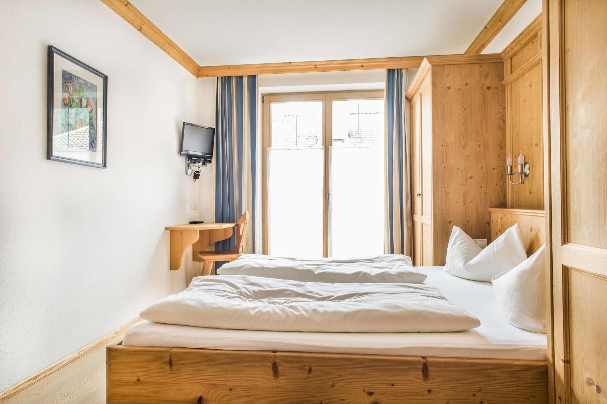 Das Gaestehaus Schneider Am Dorfplatz Alpbach Eksteriør billede
