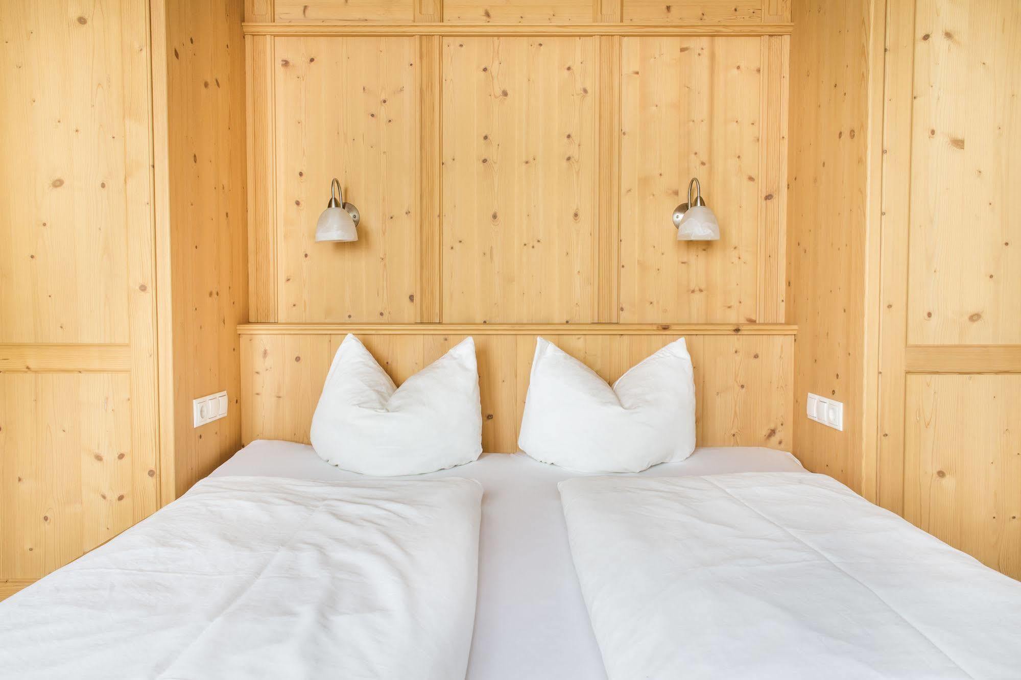 Das Gaestehaus Schneider Am Dorfplatz Alpbach Eksteriør billede