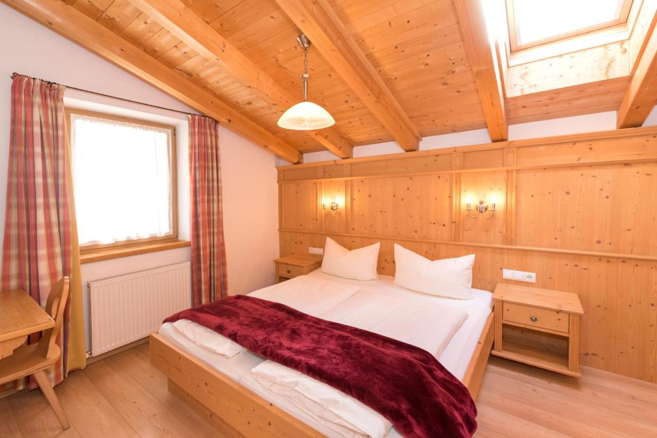 Das Gaestehaus Schneider Am Dorfplatz Alpbach Eksteriør billede