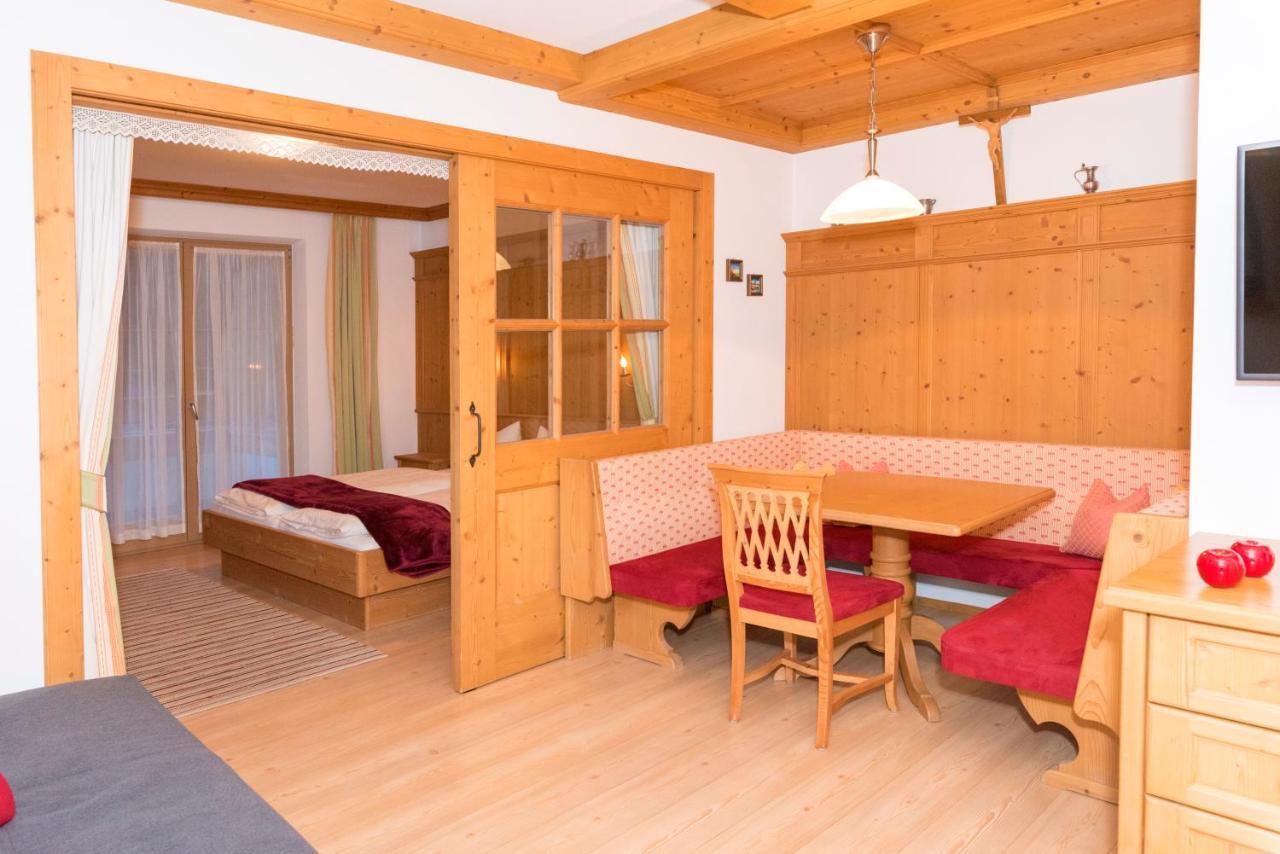 Das Gaestehaus Schneider Am Dorfplatz Alpbach Eksteriør billede