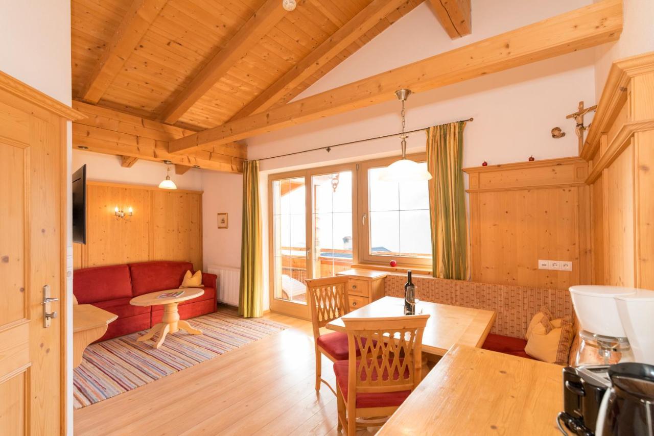 Das Gaestehaus Schneider Am Dorfplatz Alpbach Eksteriør billede